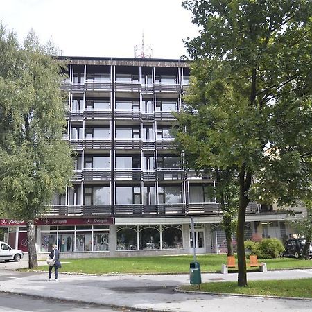 Grajski Dvor Radovljica Exterior photo